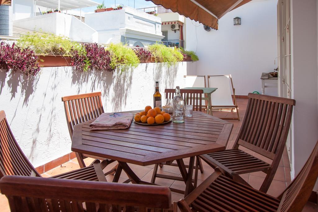 Appartement Champion Duplex Terrace And Garage Old Town 6 Pax à Séville Extérieur photo